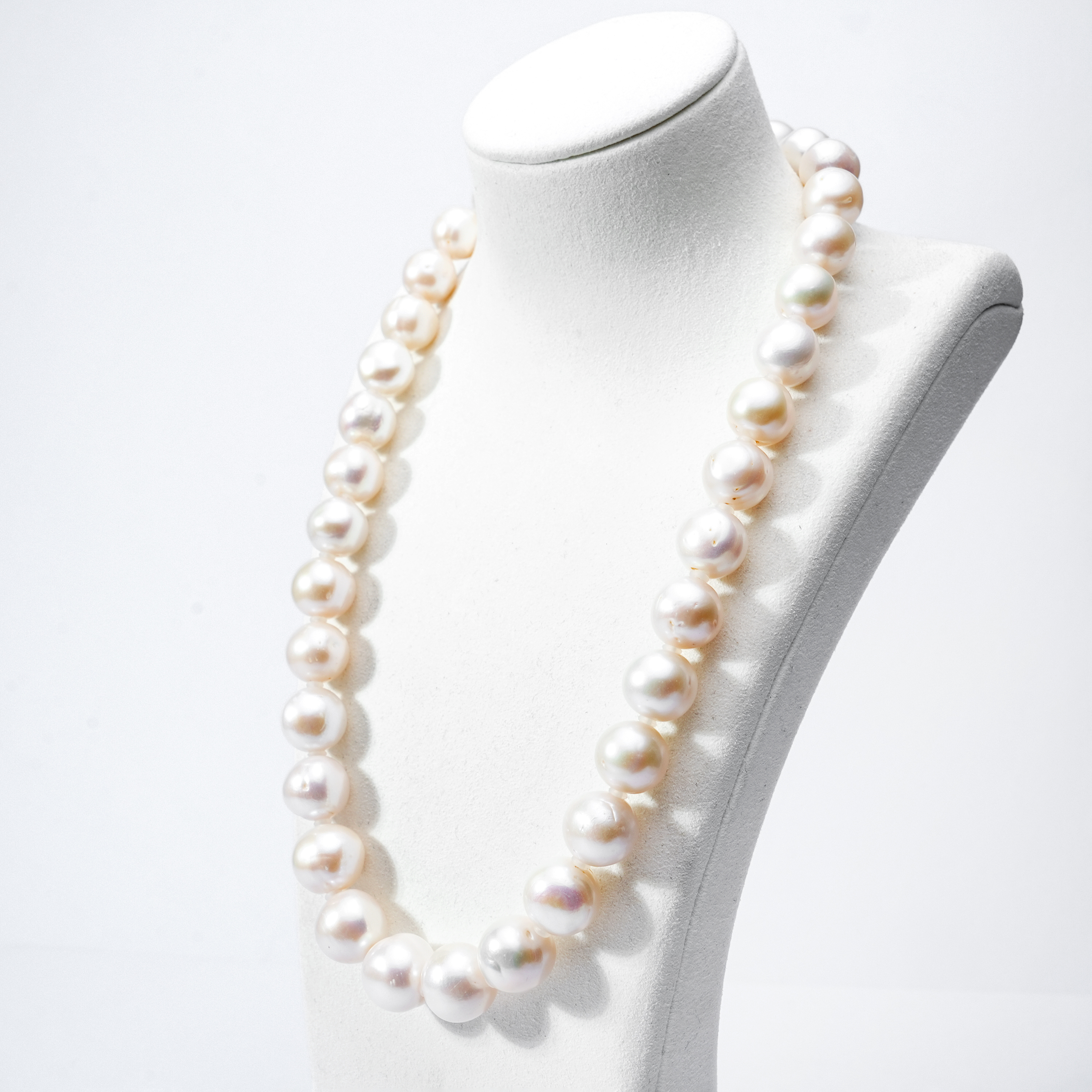 LYA052-45 fresh water pearl 