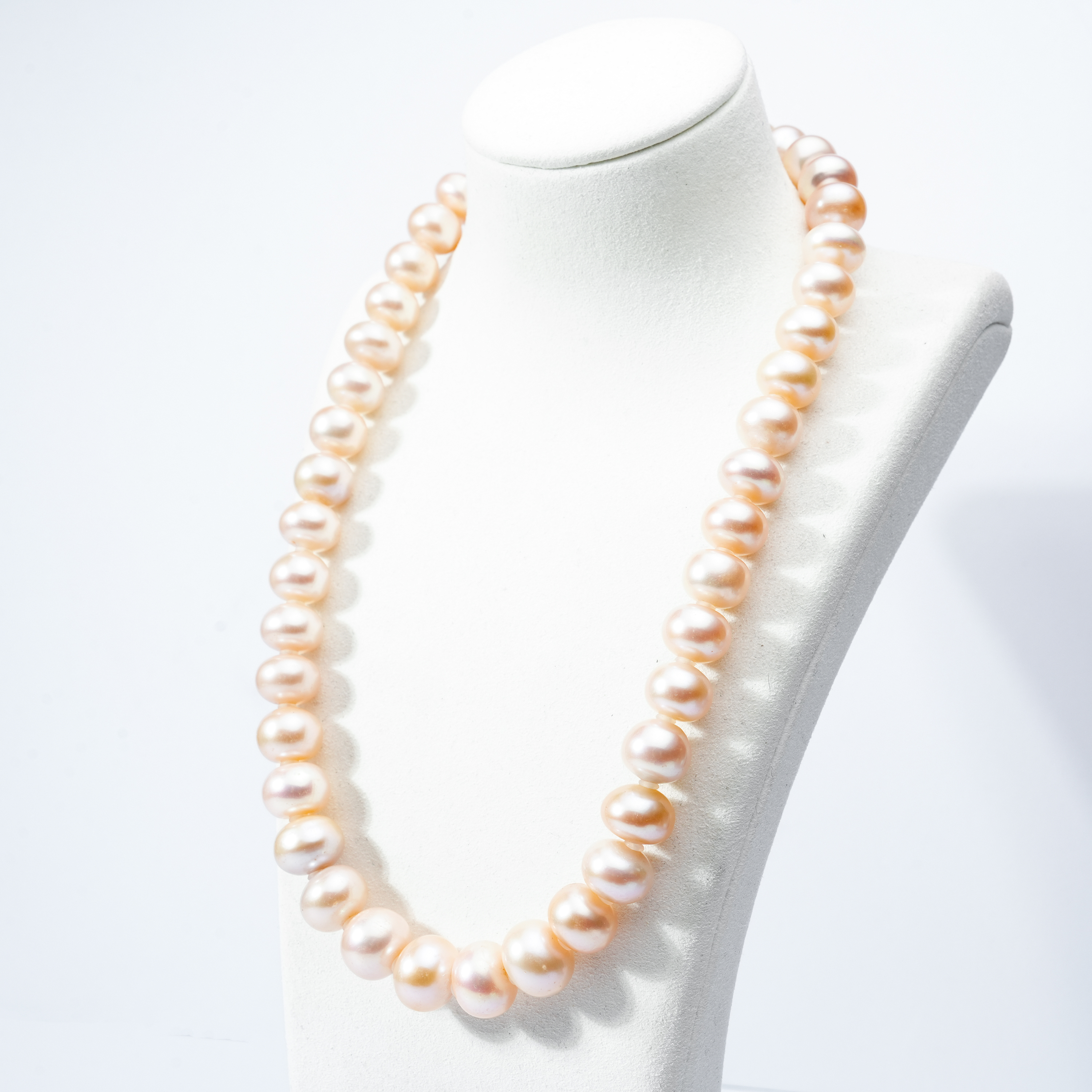 M124-45-H Nature Fresh Water Pearl Necklace