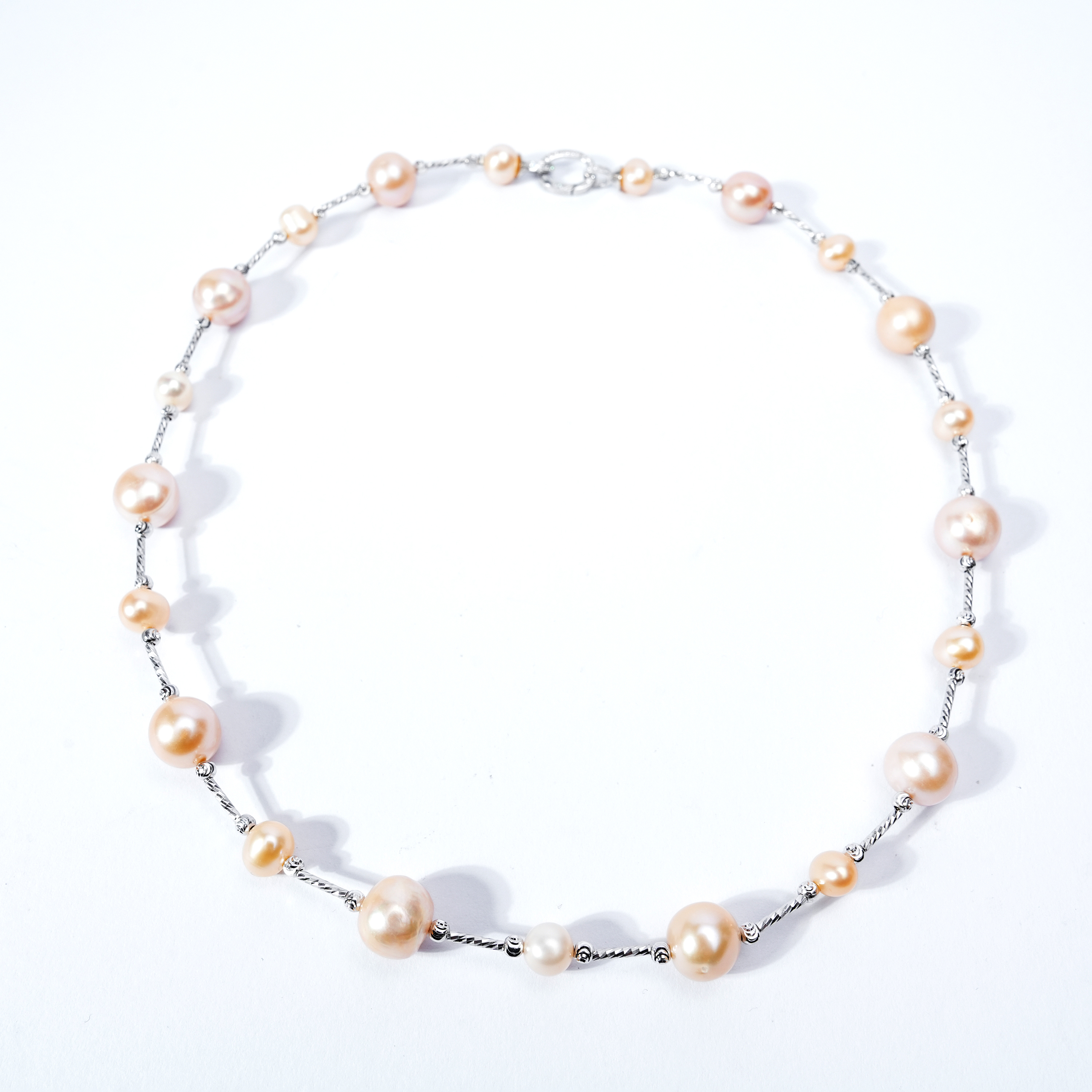 M216-47 Nature Fresh Water Pearl Necklace