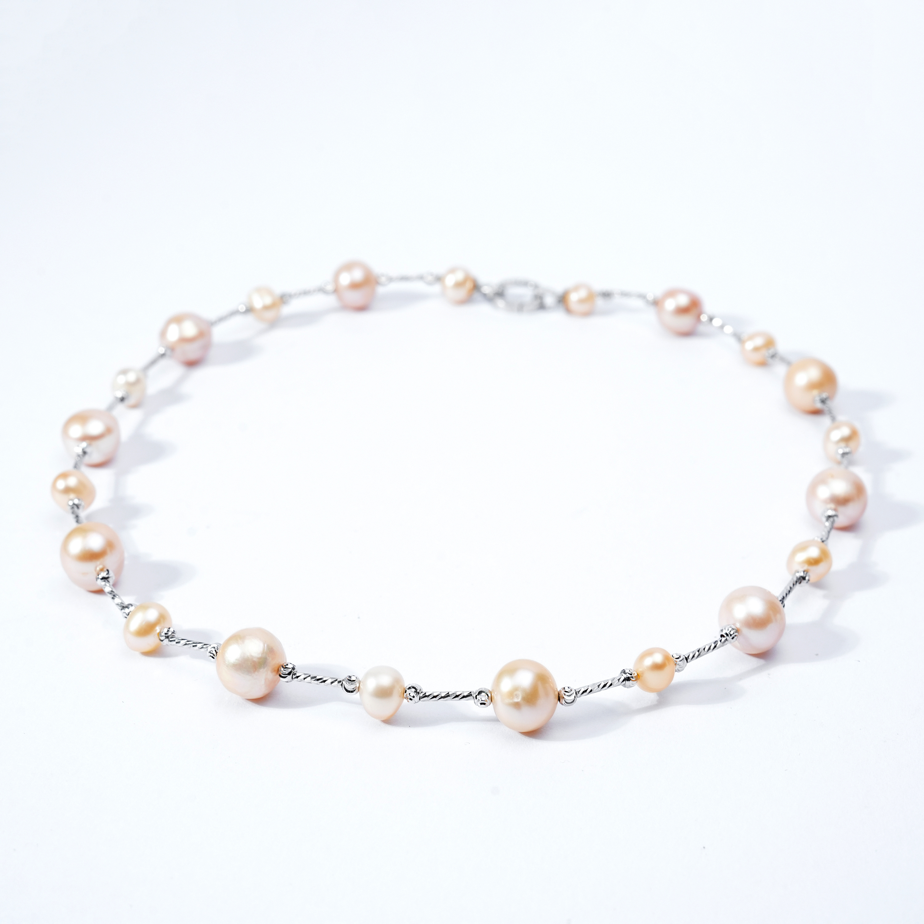 M216-47 Nature Fresh Water Pearl Necklace