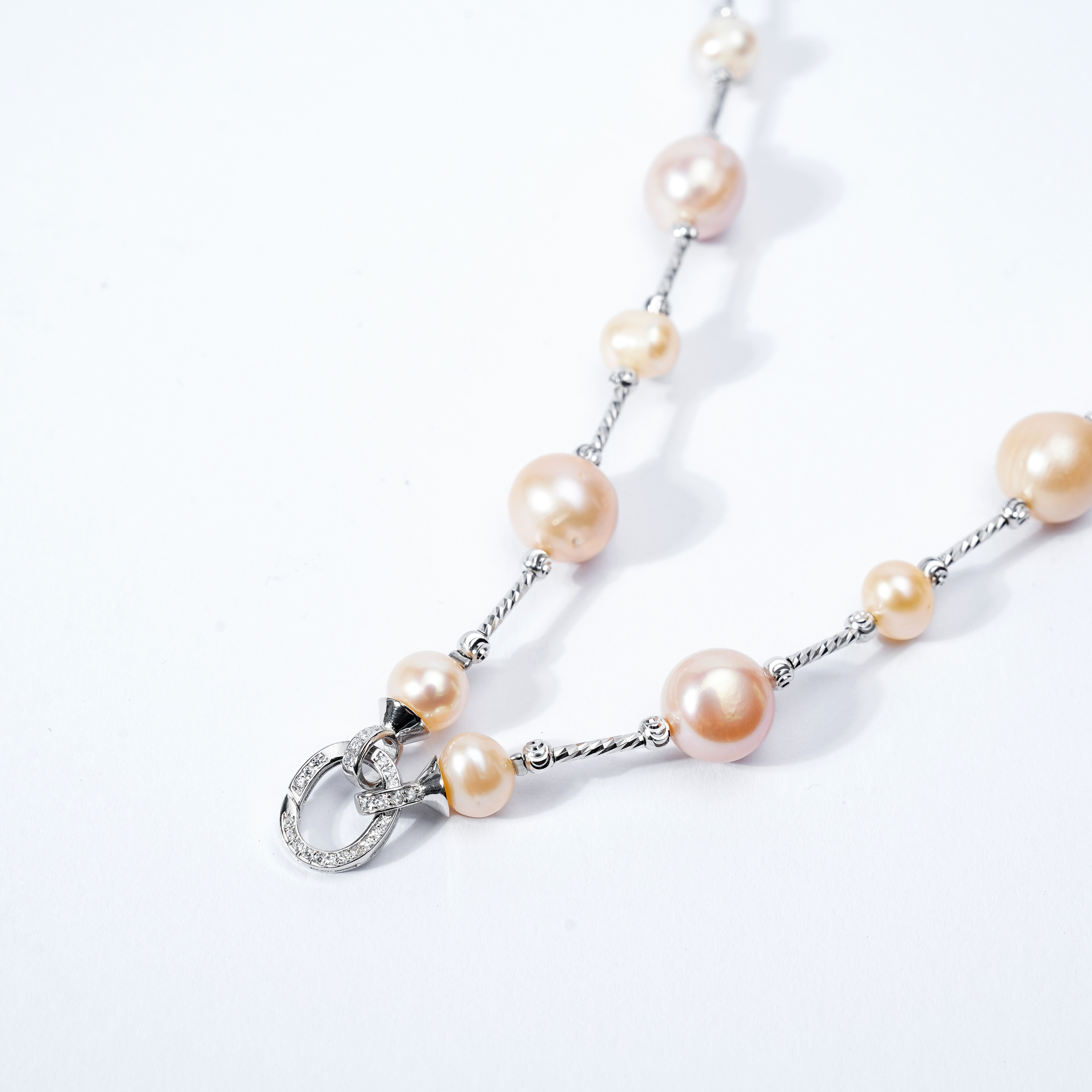 M216-47 Nature Fresh Water Pearl Necklace