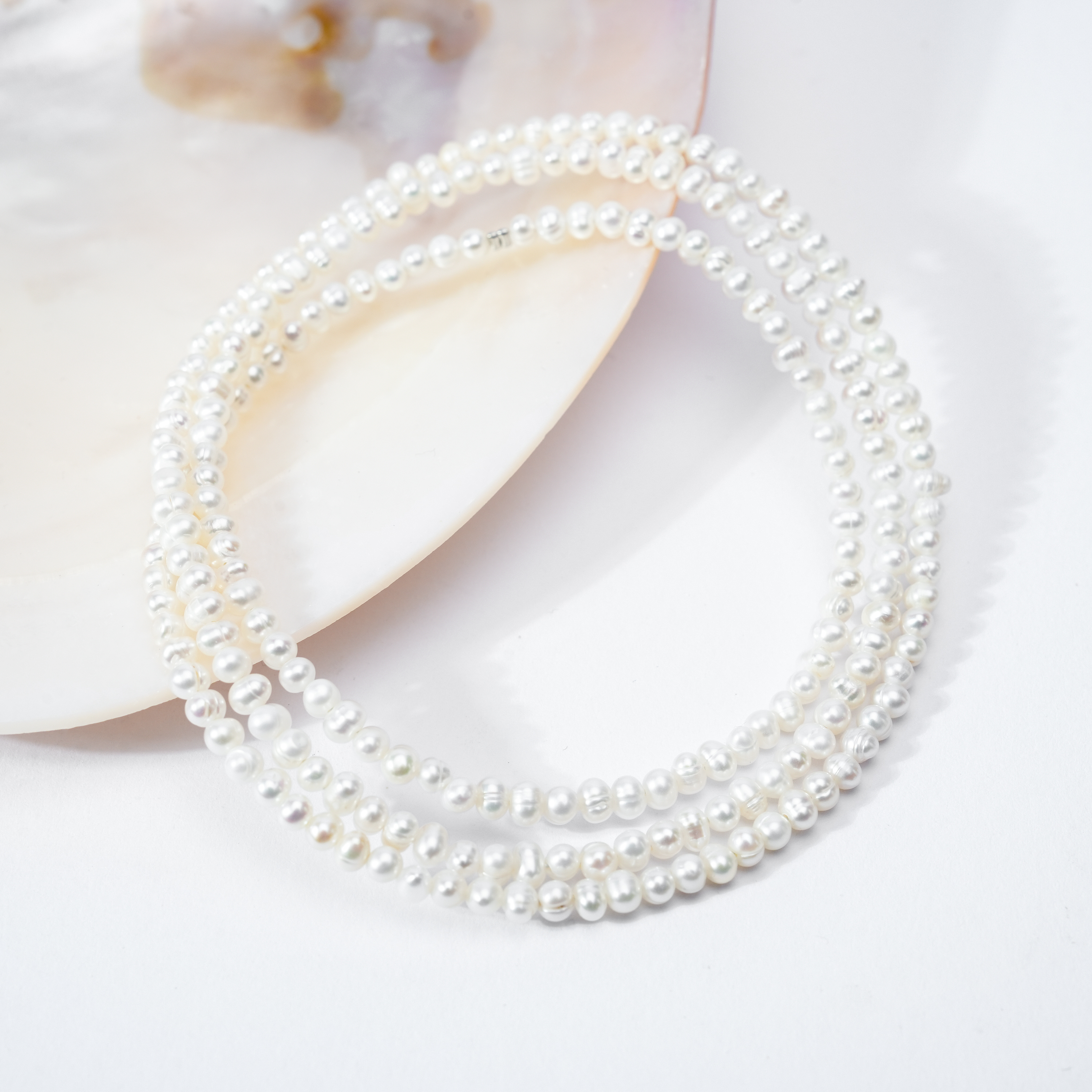 SA095-68   Nature Fresh Water Pearl Necklace