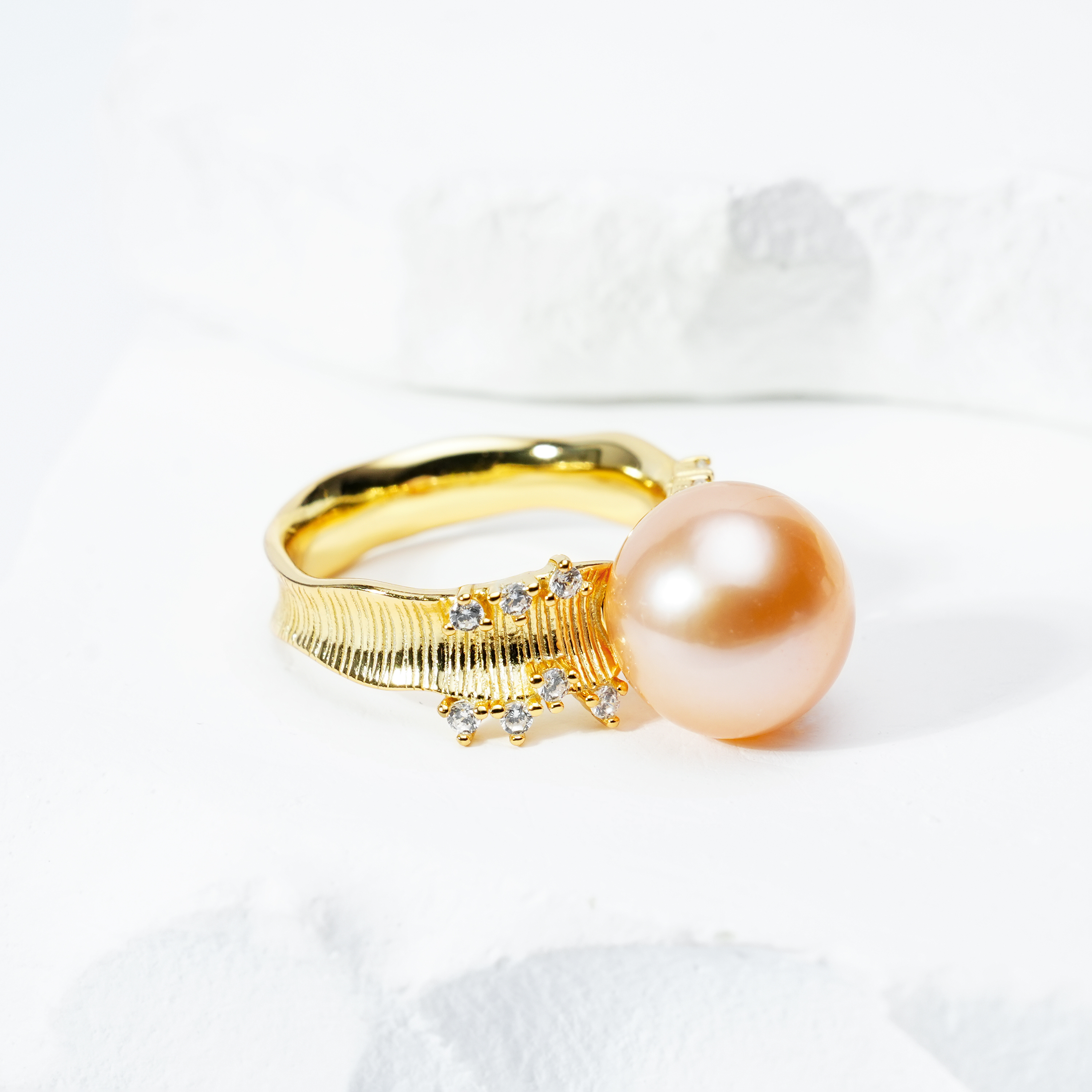NYD004-H  Freshwater Pearl Ring