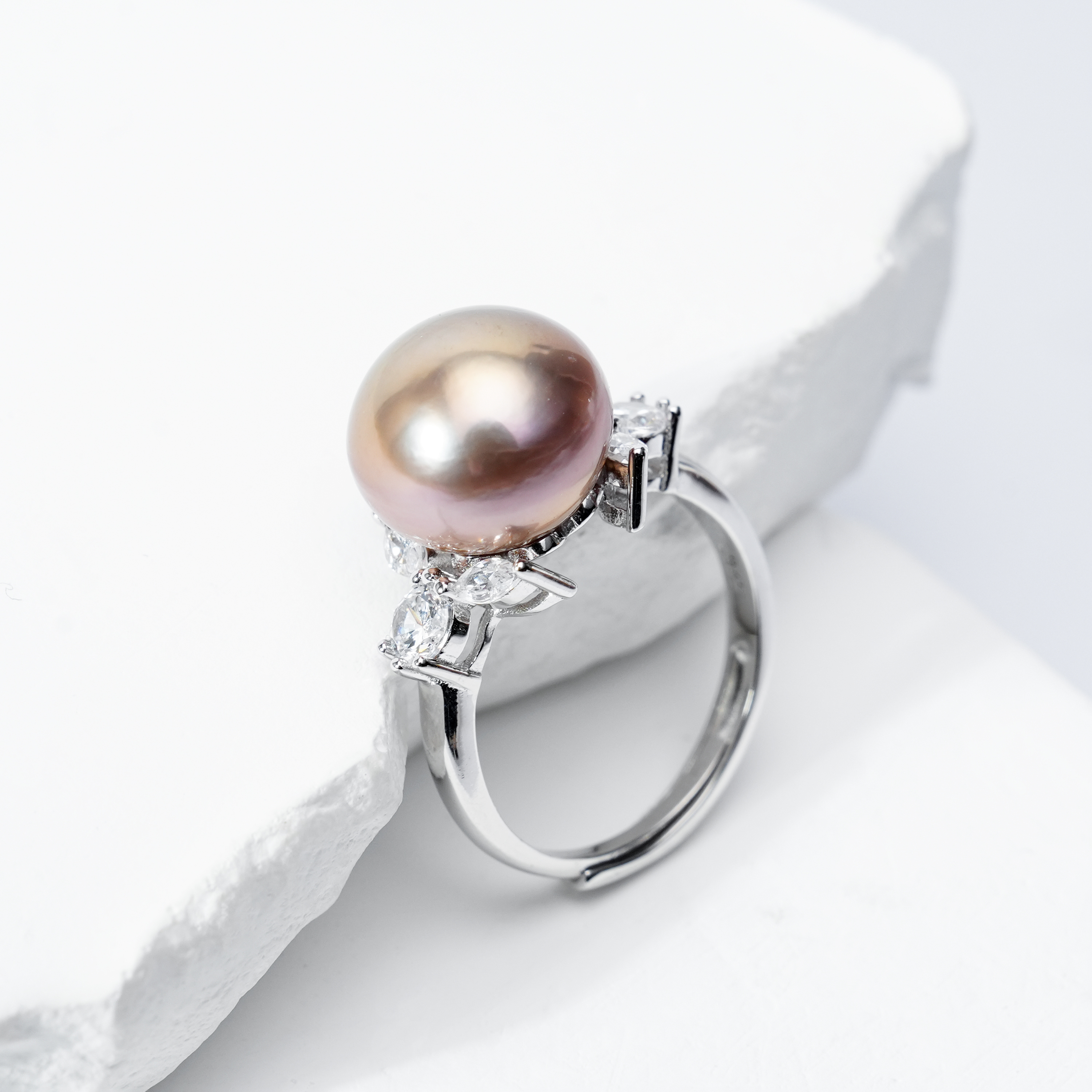 NYD003-Z  Freshwater Pearl Ring