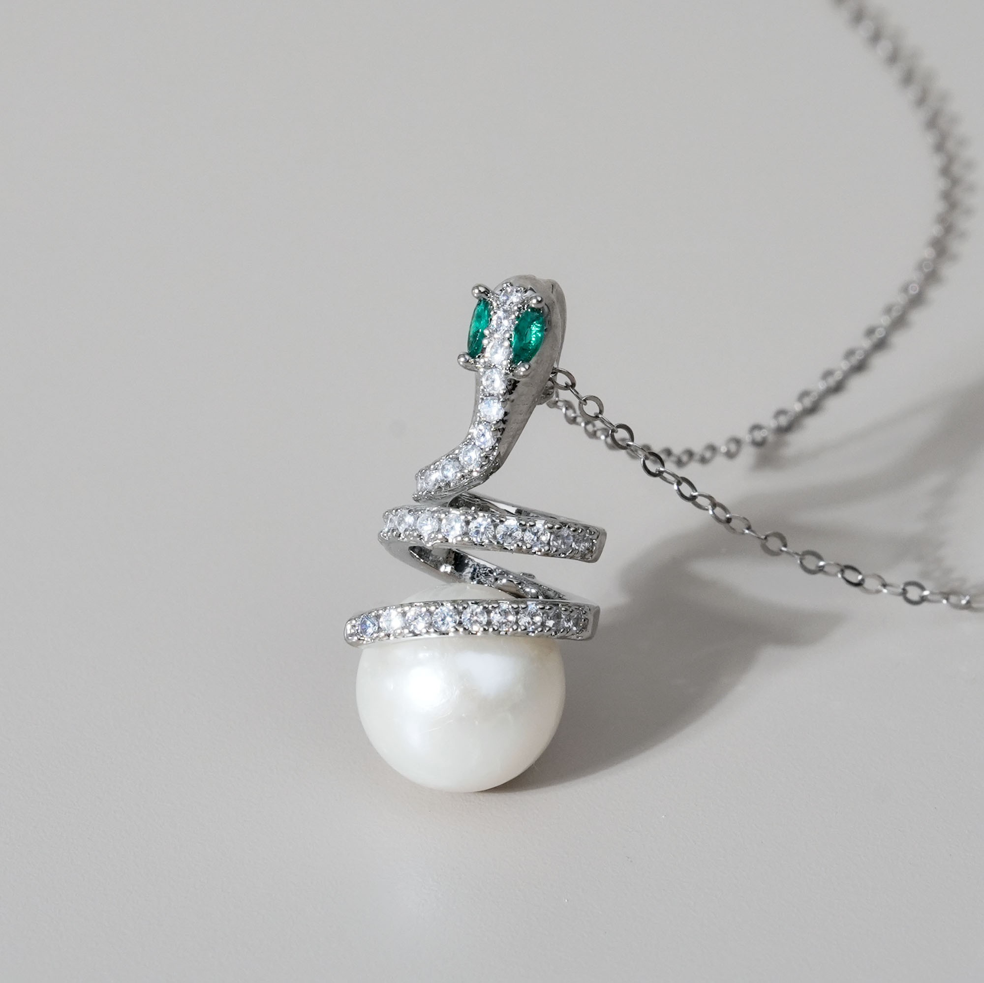 TKYB81 9-10mm pearl pendant necklace