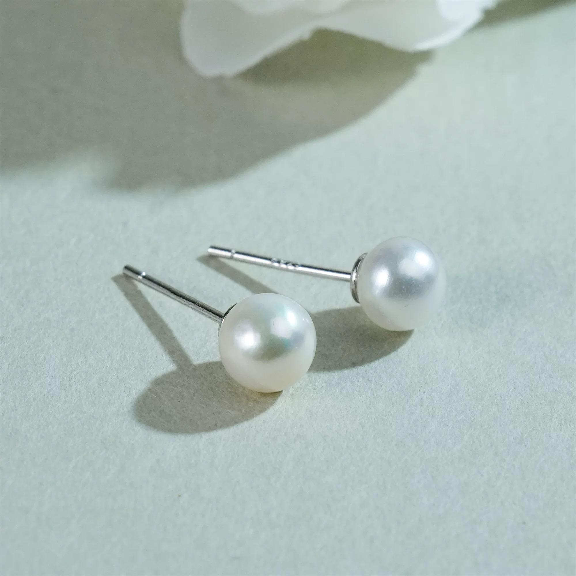 Light bulb 5-6mm Pearl Earrings fresh water pearls