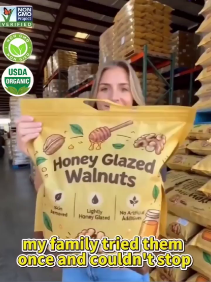 🌰【 TODAY ONLY: Buy 2 Get 2 FREE! 】👉 Premium Honey-Glazed Peeled Walnuts | No Bitter Skin Healthy Snack
