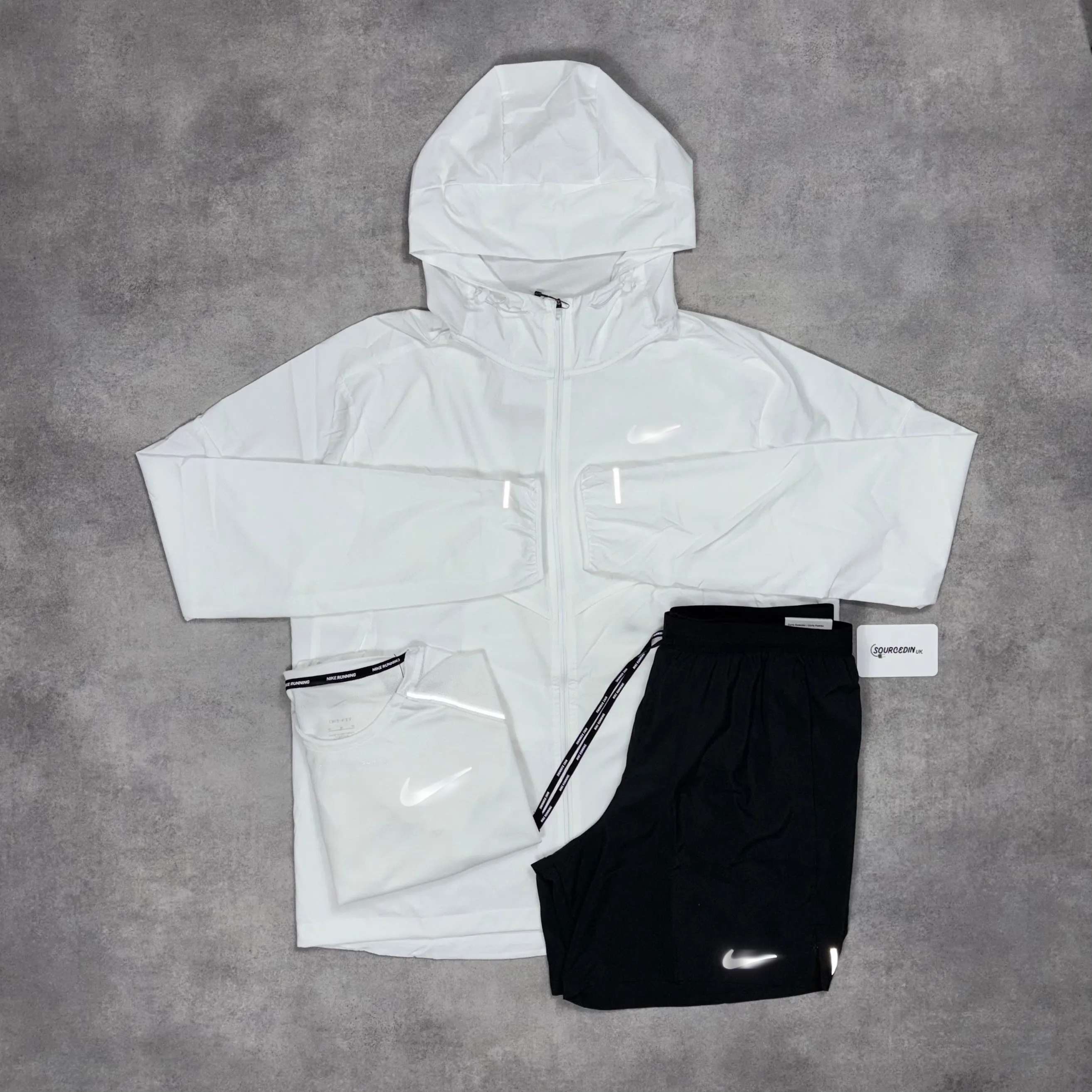 Nk Uv Windrunner Jacket 3-Piece 7” Challenger Short Set