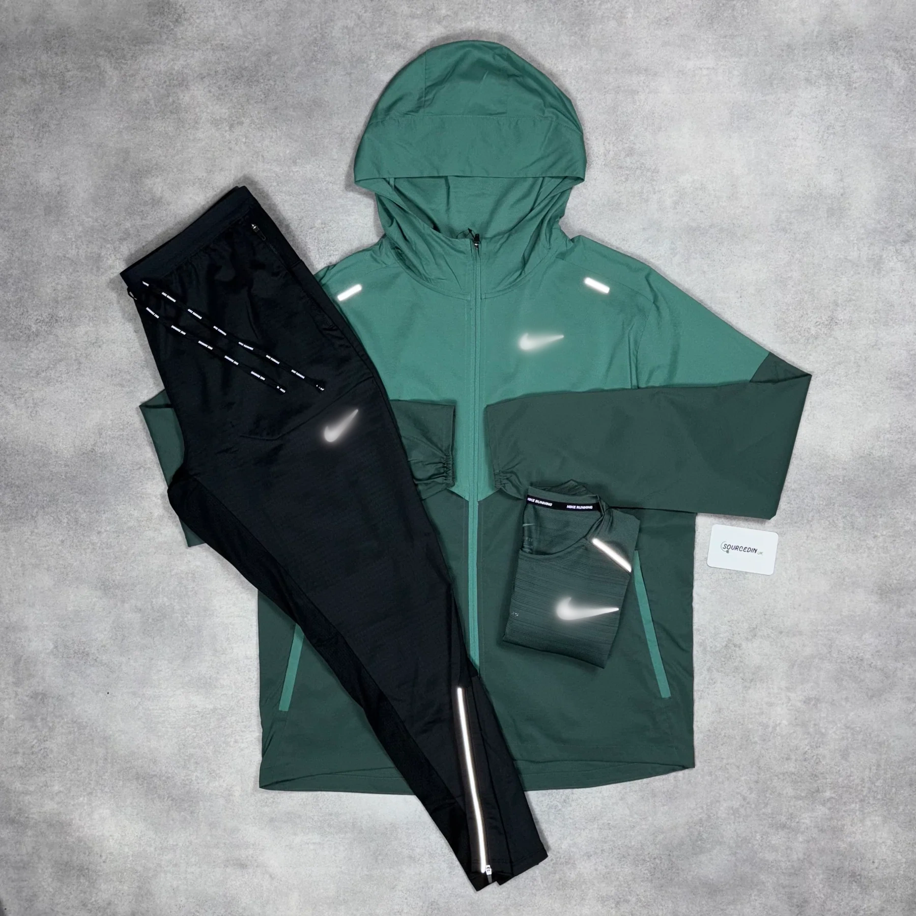 Nk Uv Windrunner Jacket 3-Piece 7” Challenger Short Set