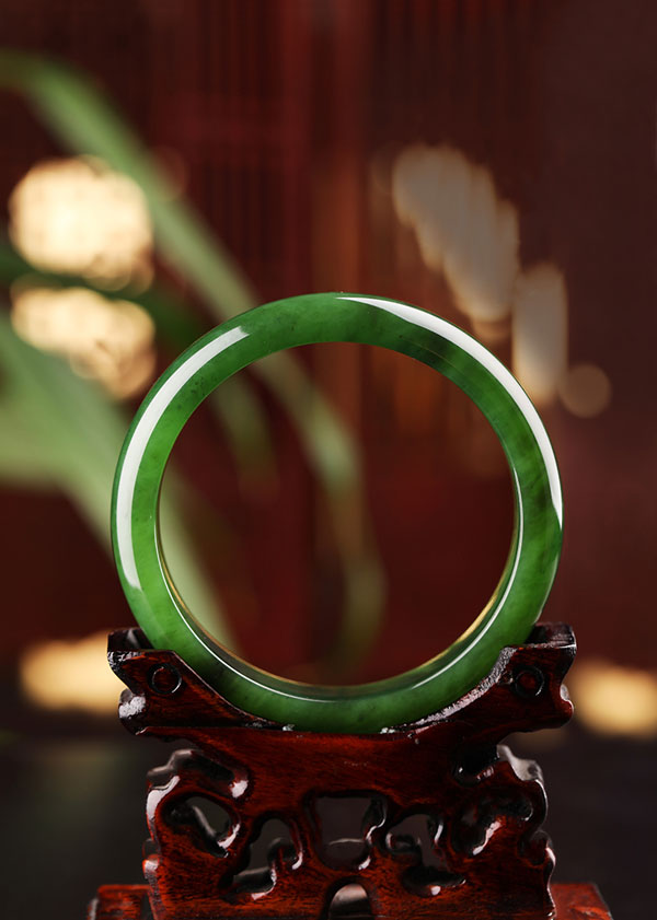 Emerald Green Chinese Style Natural Hetian Jadeite Jade Bangle for Women-04