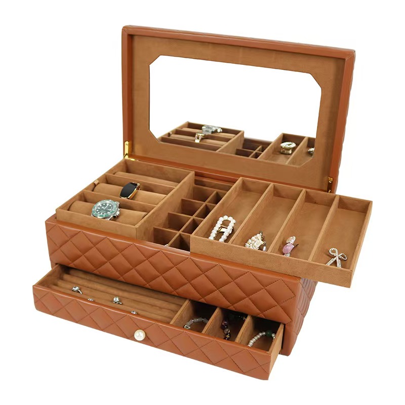 Multi-compartment layout Leather jewelry storage box