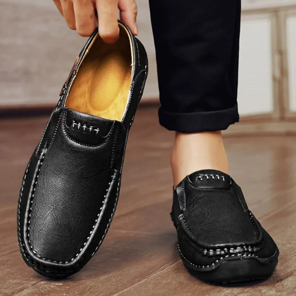  🔥VELTOE® Men's Wide-Toe Hand-Stitched Genuine Leather Slip-On Loafers