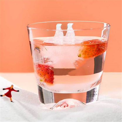 Polar Bear And Penguin Shape Ice Cube Molds (BUY 2 GET FREE SHIPPING)