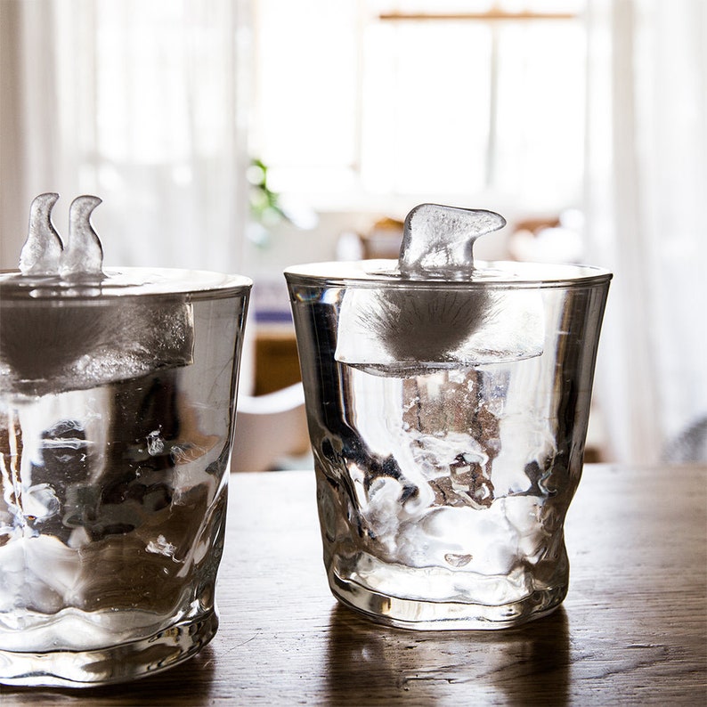 Polar Bear And Penguin Shape Ice Cube Molds (BUY 2 GET FREE SHIPPING)