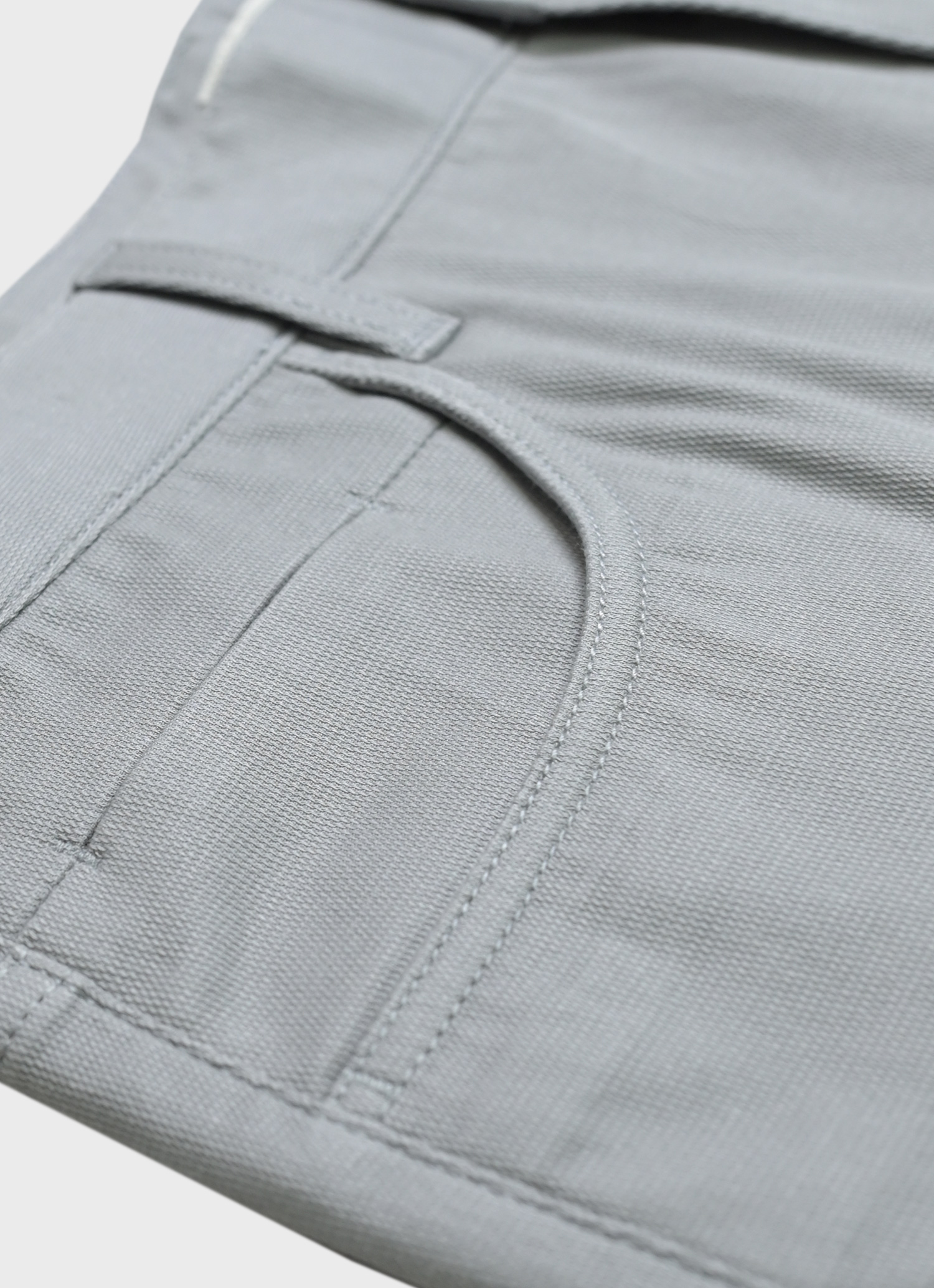 Classic 5-Pocket Straight Jeans