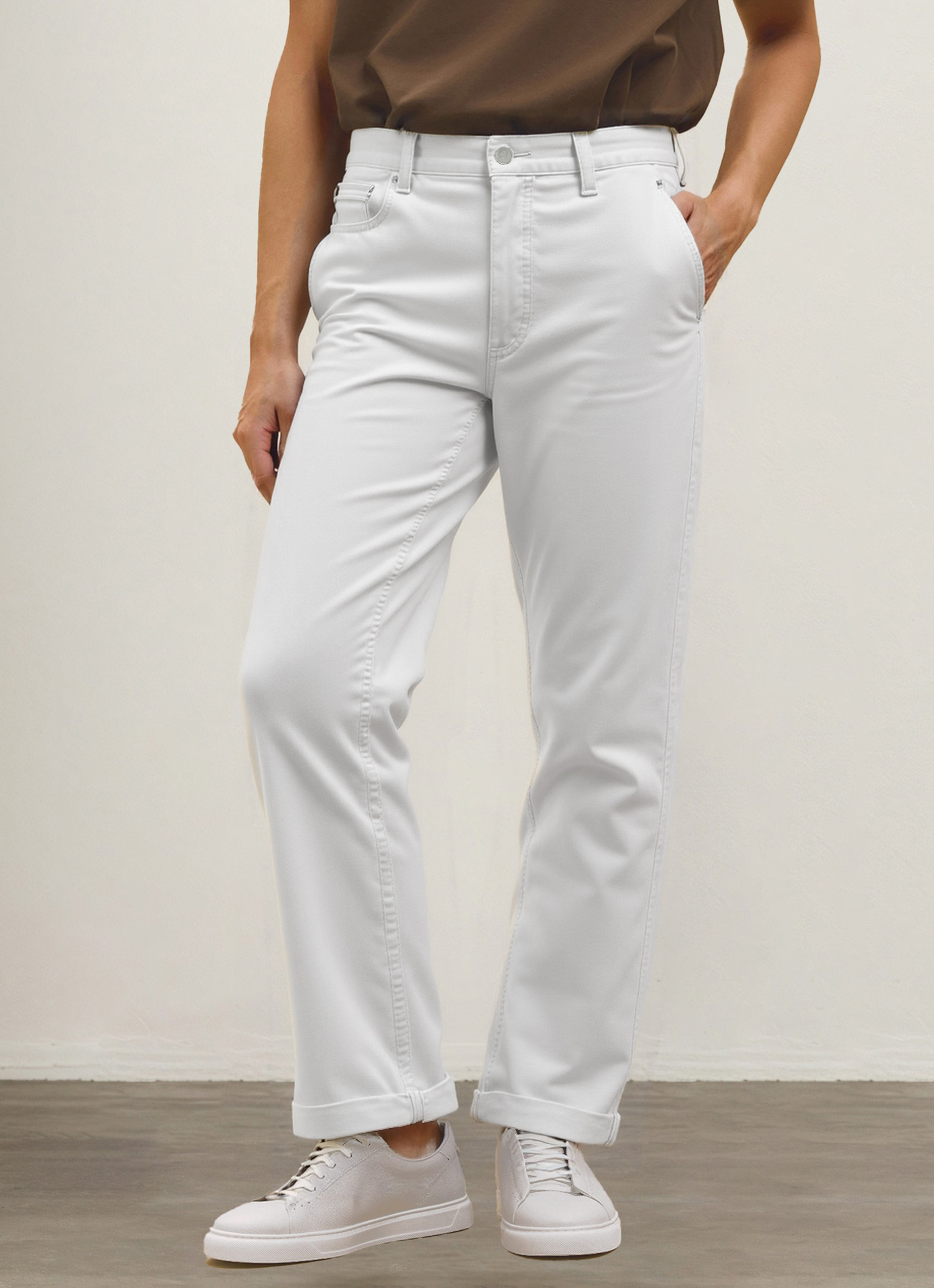 Classic Straight-Leg Jeans