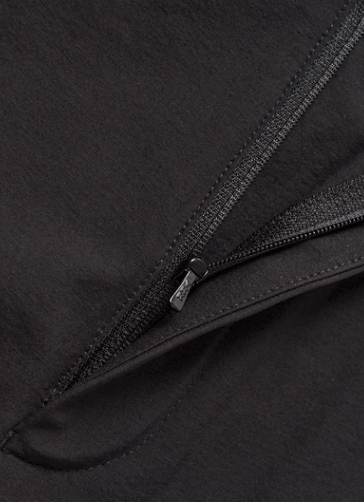 Stretch Slim-Fit Shorts-Penrtair