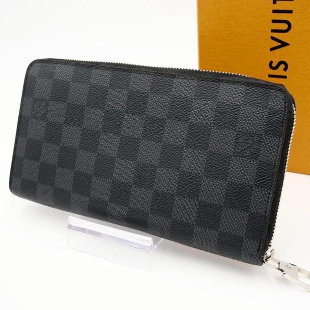 Louis Vuitton Damier Graphite Zippy Organizer Long Wallet in Black