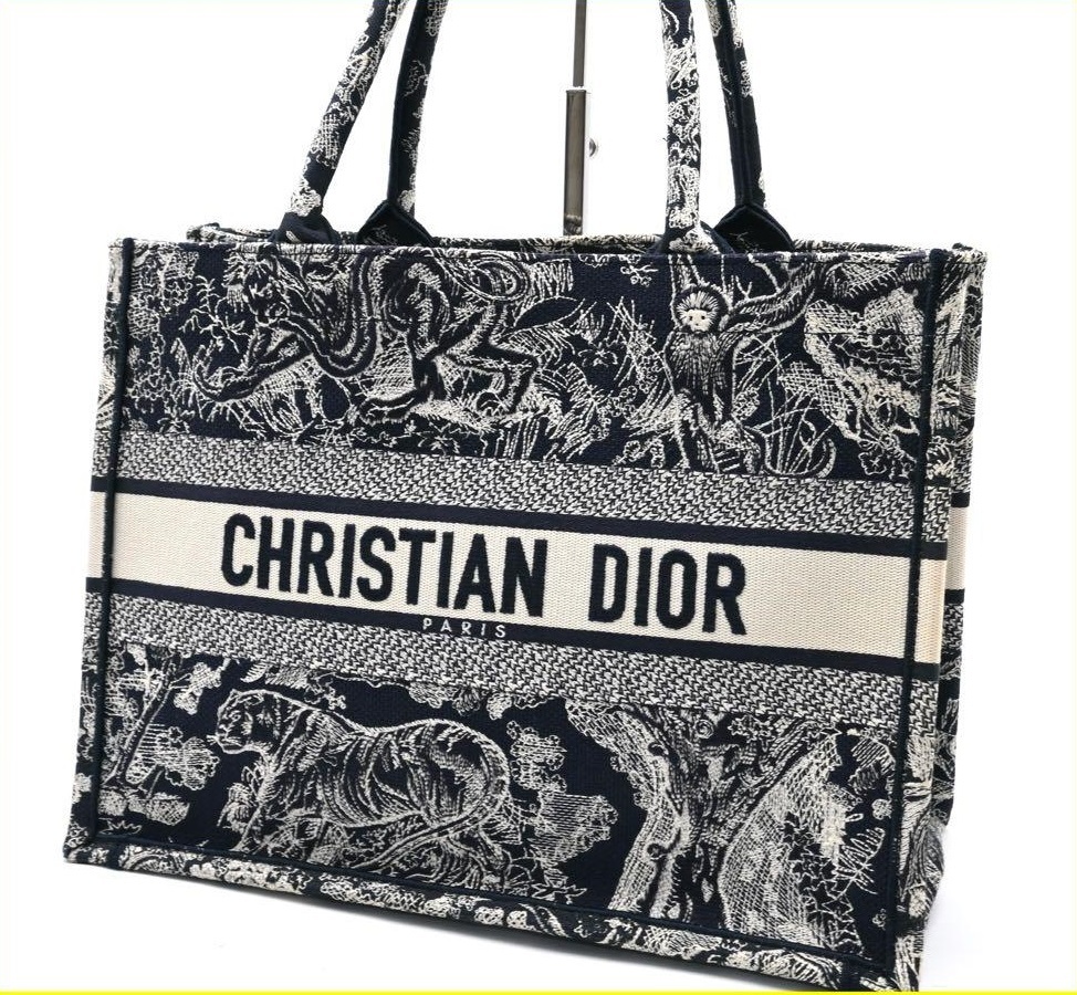 Dior Book Tote Medium Embroidery Navy