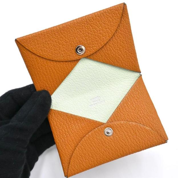 [Rare color] Hermes Calvi Chevre coin case gold brown