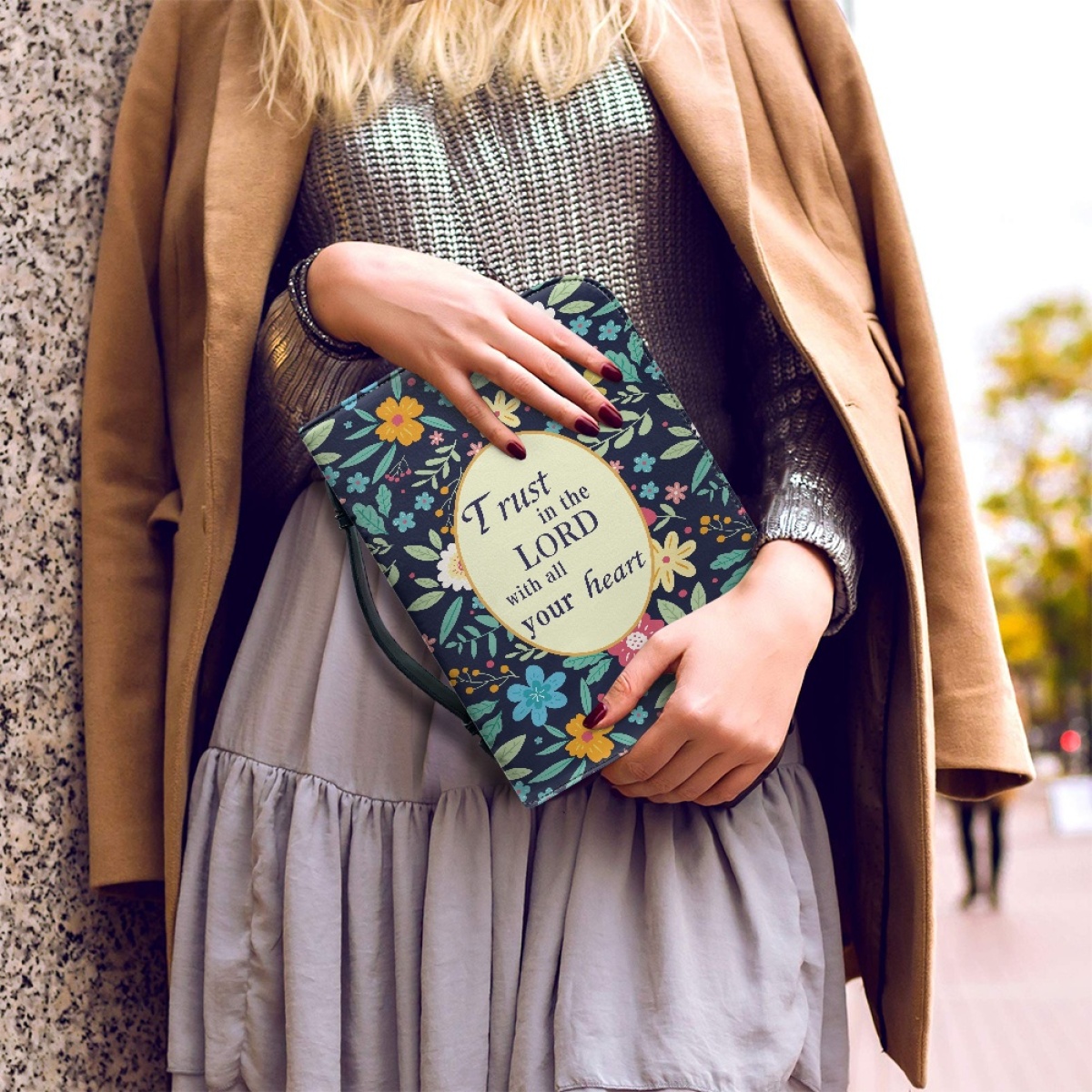 Women's Floral Leather Bible Case - Proverbs 3:5 Trust Engraved