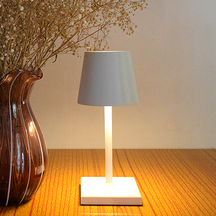Mini Metal Cordless Table Lamp