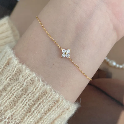 Arany cirkónia karkötő