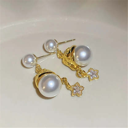 Antik stílusú gyöngyös és csillogó csillag medálos arany fülbevalók