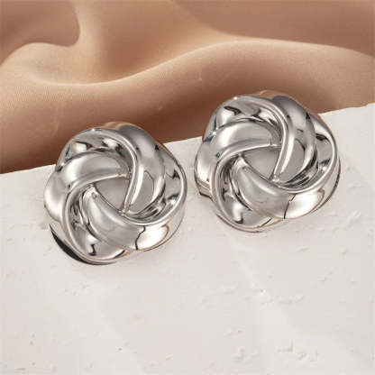 Klasszikus ezüst csomó alakú bedugós fülbevalók