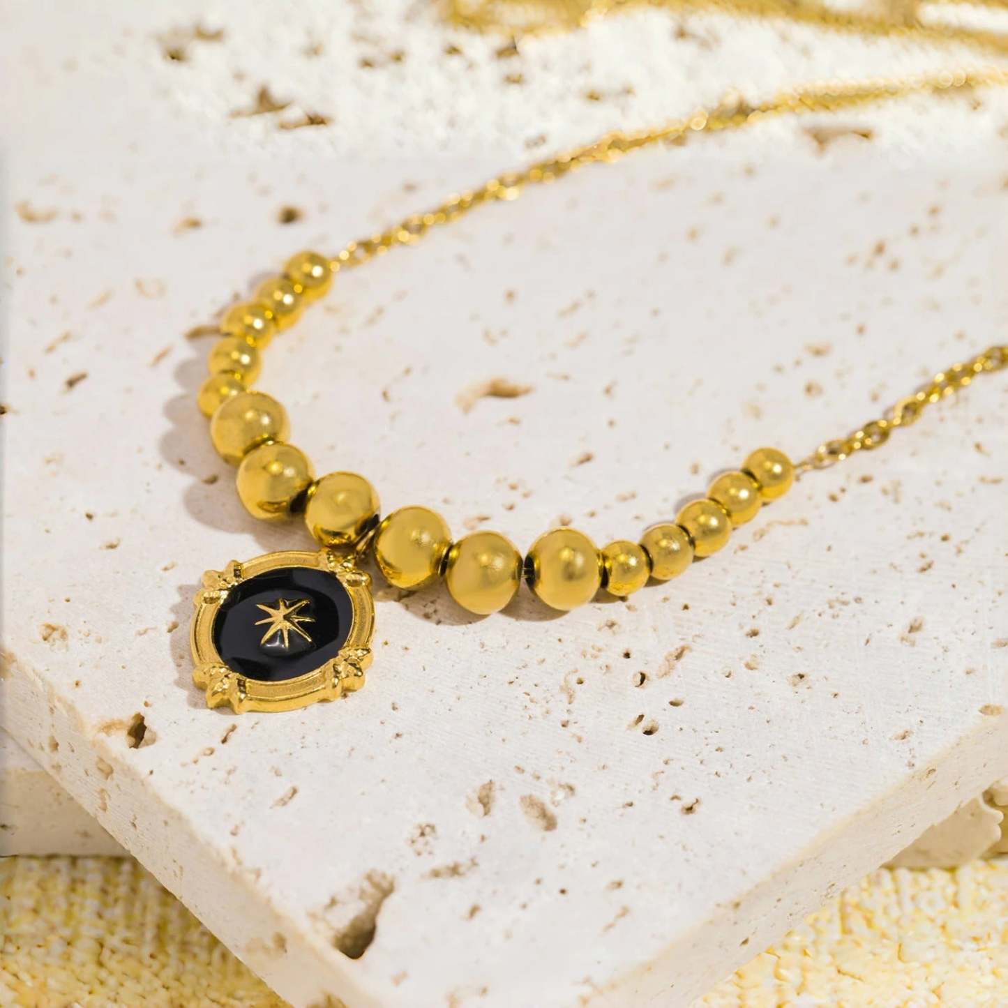 Aranycsillag medál gyöngy vintage nyaklánc