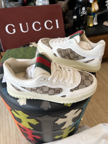 𝐆𝐮𝐜𝐜𝐢 𝐑𝐞-𝐖𝐞𝐛 As a sneaker made by Sabato De Sarno for Gucci