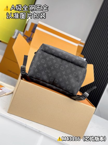 【Excellent MB high elastic fabric】 DlSCOVERY Backpack