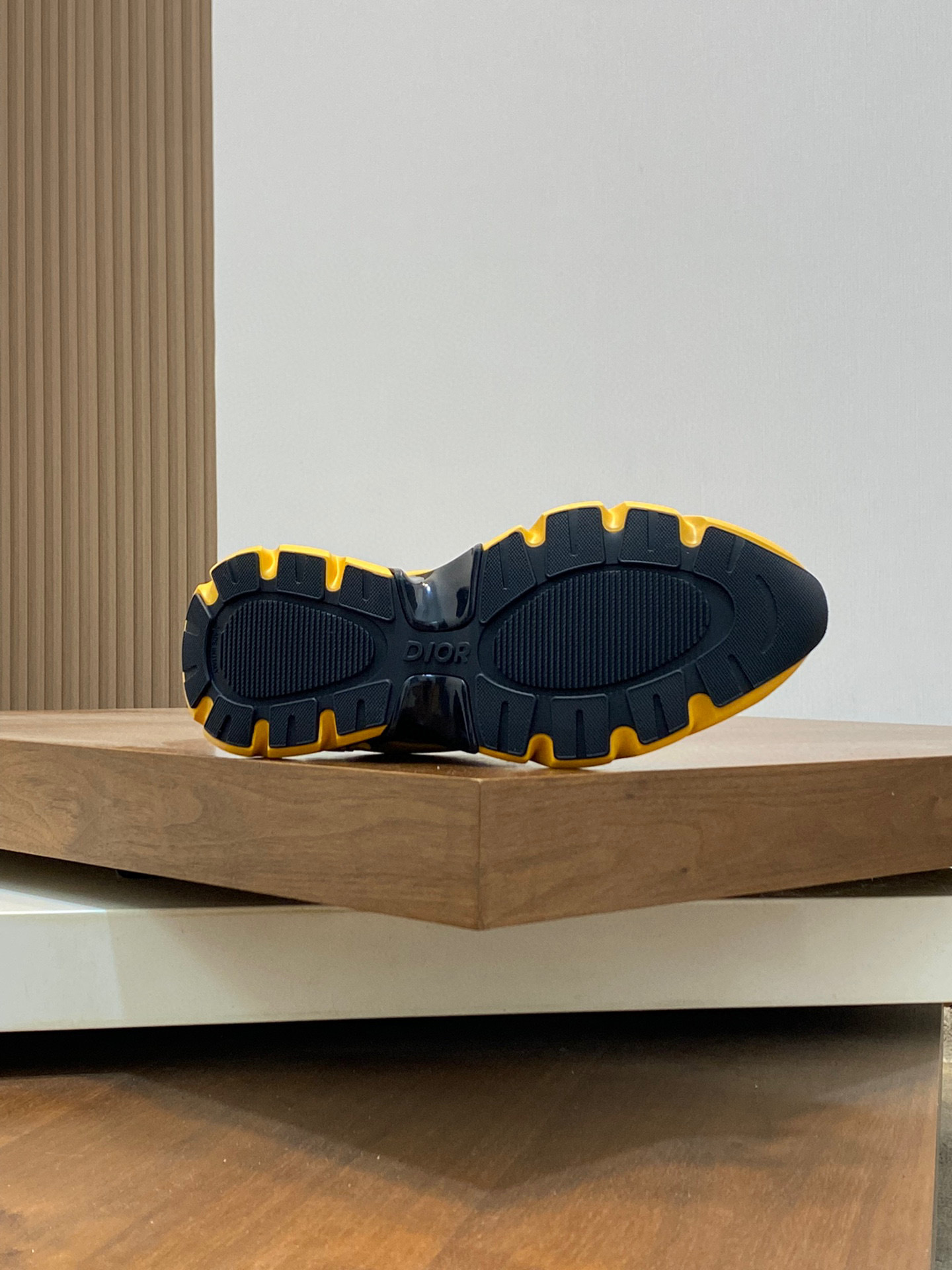 The latest popular Chrono series thick-soled mesh color-blocking running shoes dad shoes casual sports shoes series〰