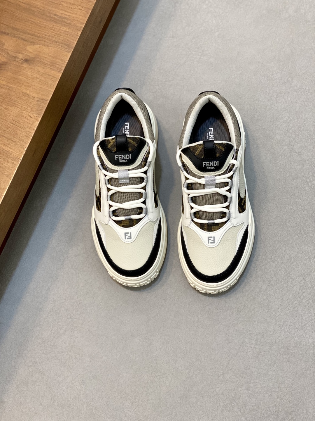 FENDI -High-end quality original 🔍🔍🔍🔍 Casual sports shoes