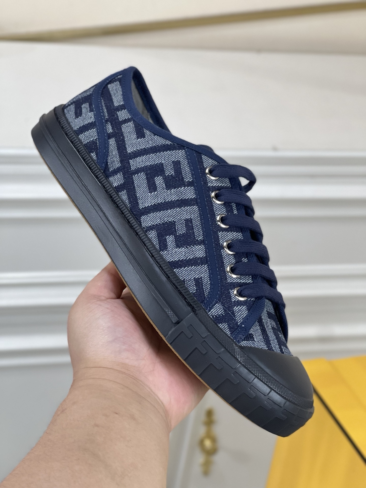 New product•• Fend* Domino👫Couple model Low-top canvas casual sneakers