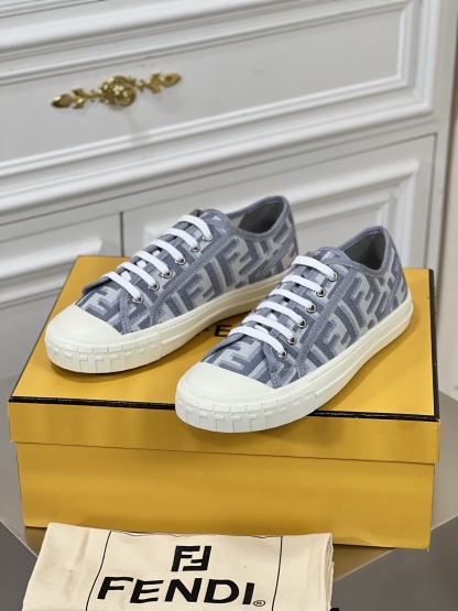 ••New Products•• Fend* Domino👫Couple Model Low-top Canvas Casual Sports Shoes