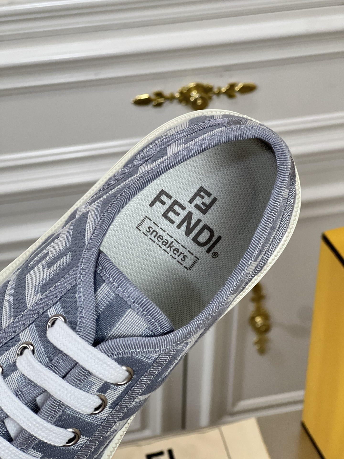 ••New Products•• Fend* Domino👫Couple Model Low-top Canvas Casual Sports Shoes