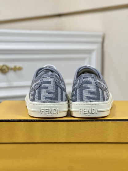 ••New Products•• Fend* Domino👫Couple Model Low-top Canvas Casual Sports Shoes