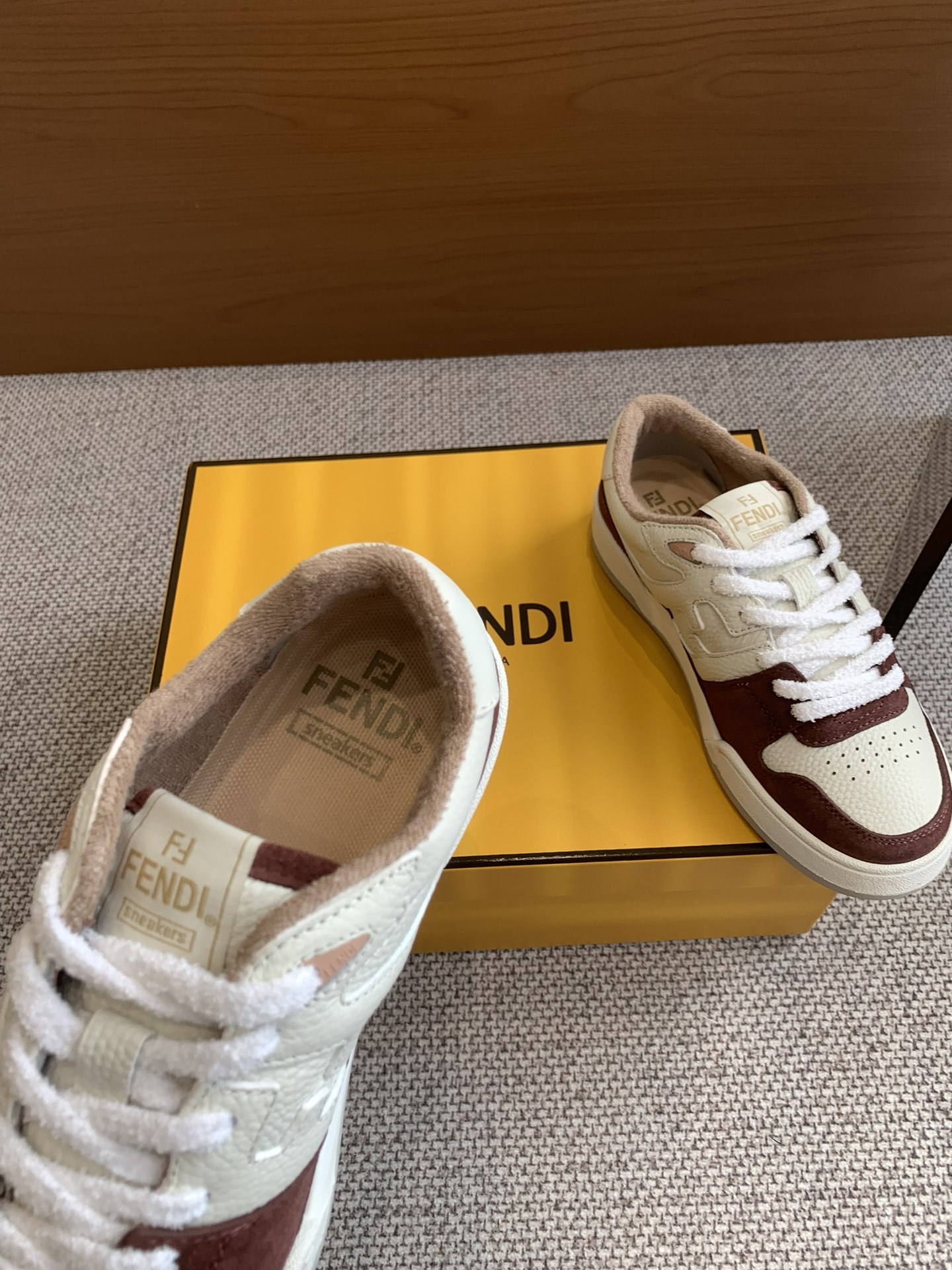 Fendi Fendi Board Shoes Casual Sports Shoes Couple Style👫