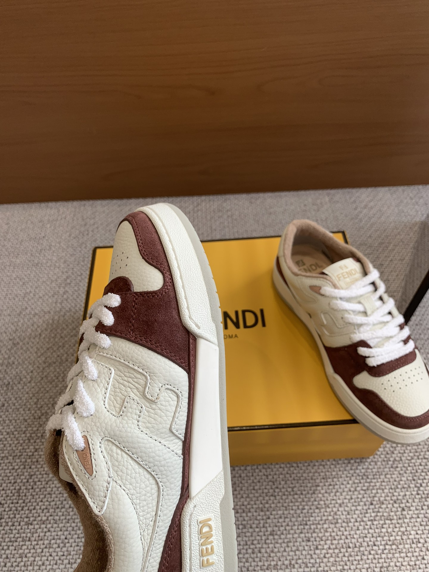 Fendi Fendi Board Shoes Casual Sports Shoes Couple Style👫