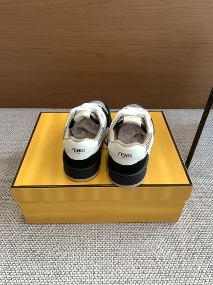 Fendi Fendi Board Shoes Casual Sports Shoes Couple Style👫