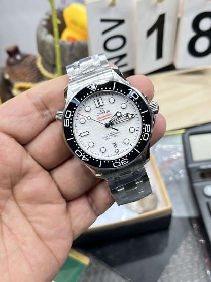 VS Omega fifth-generation constellation tape model/41mm/blue-faced ceramic ring/8900 coaxial integrated movement