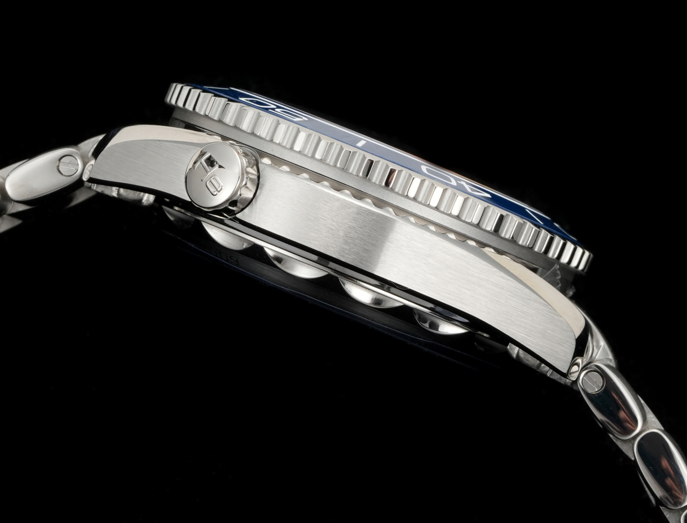 Omega Seamaster Universe 600m Men's Timer (45.5mm