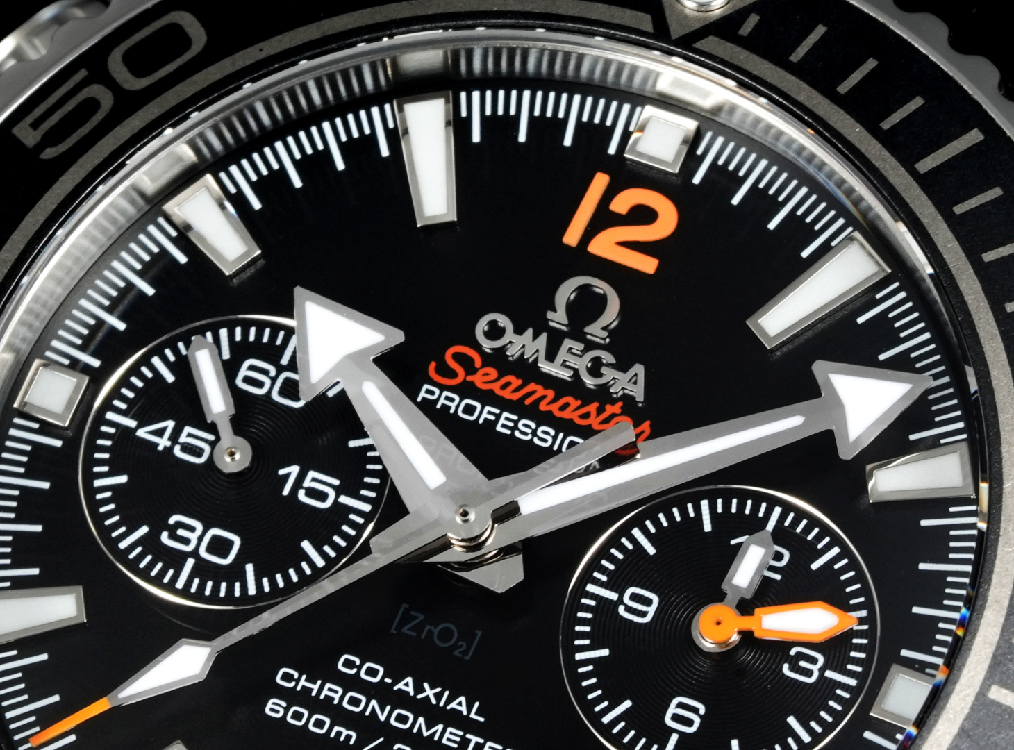 The 600m Men's Timer (45.5mm) Watch, the real original model is one-to-one