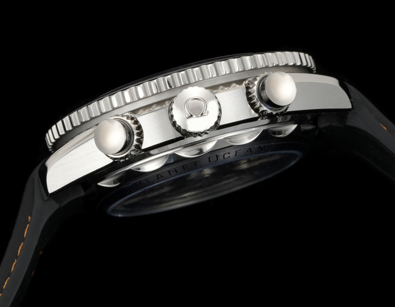 The 600m Men's Timer (45.5mm) Watch, the real original model is one-to-one