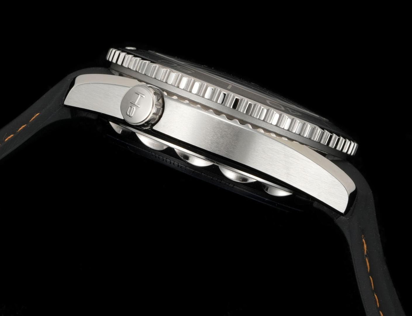 The 600m Men's Timer (45.5mm) Watch, the real original model is one-to-one