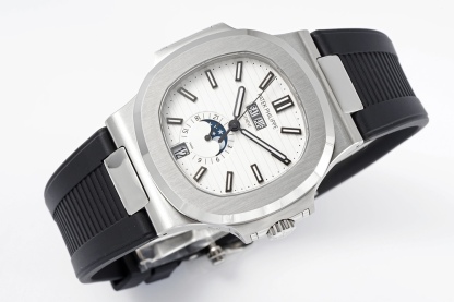PFactory's gorgeous transformation---the new "Steel King" Patek Philippe Ref.5726/1A Nautilus series calendar tape watch debuts!