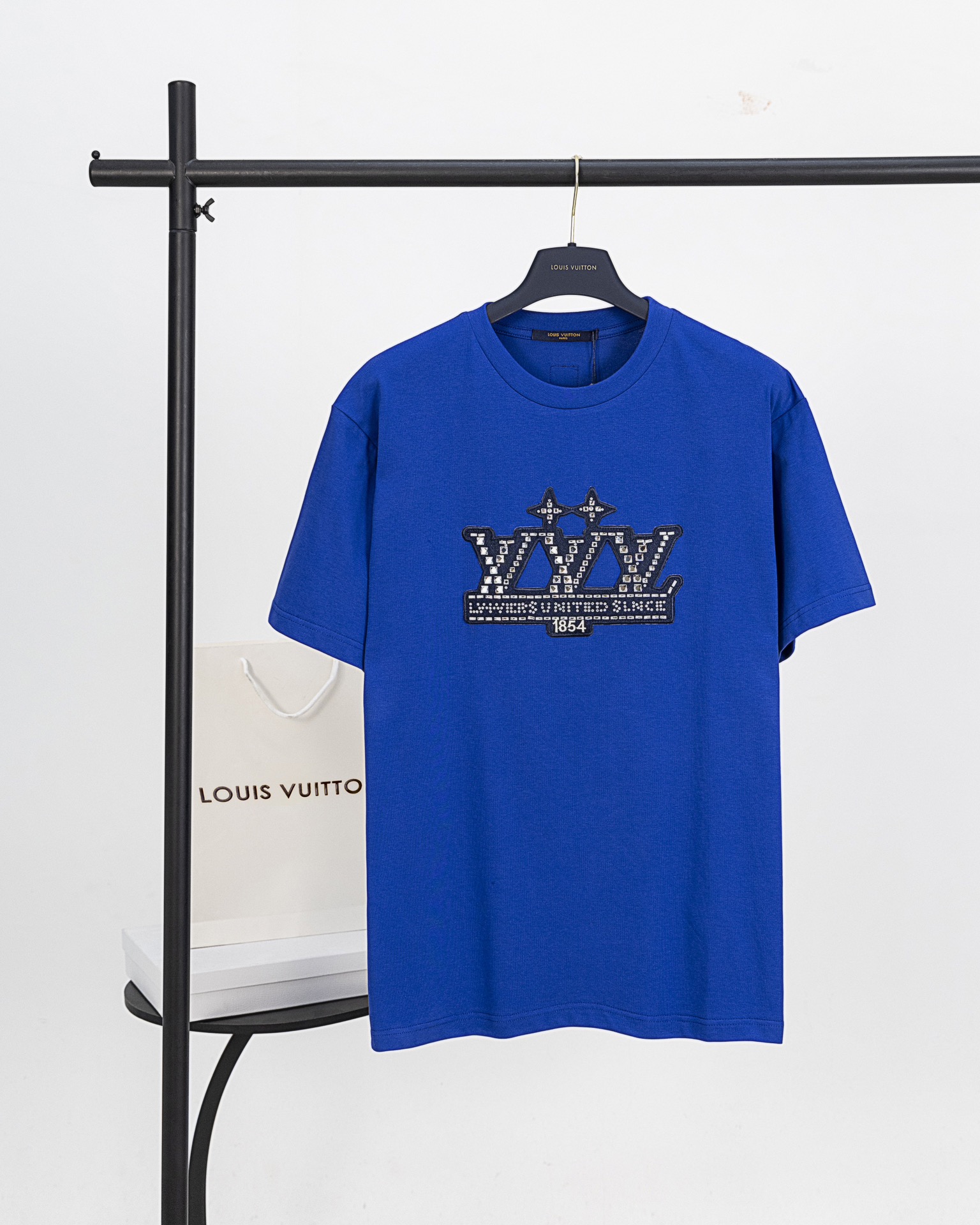 LV SS25 1857 Rhinestone Letter Short Sleeve T-shirt