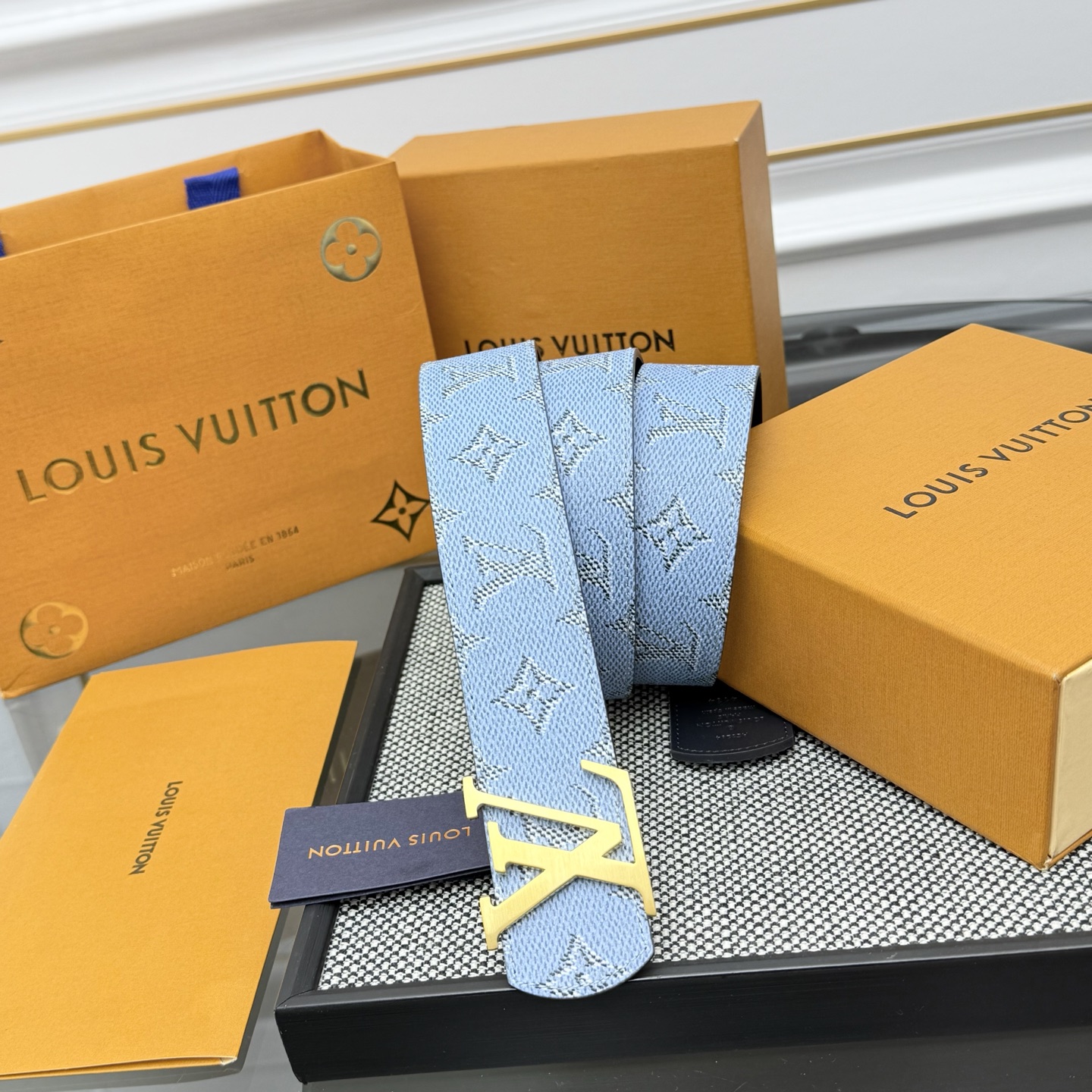 LV Dimension Monogram Héritage Double-sided belt