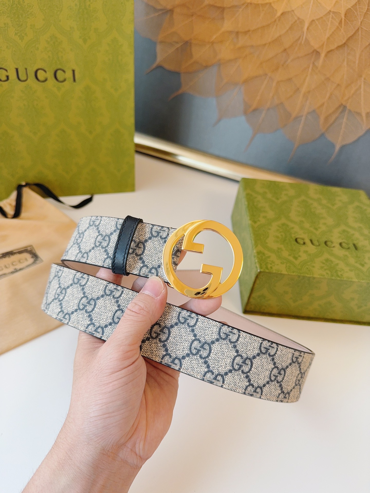 GUCCI.  Full Packaging GG Supreme Canvas Belt